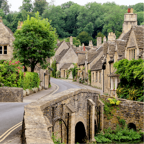 Explore the wonderful Cotswold scenery and villages that can be found within walking distance