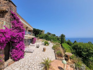 Riviera View image 15
