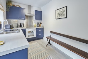 Quaint Seaside Haven image 8