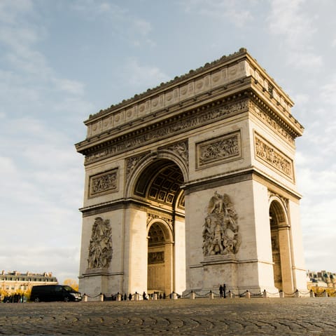 Stay in the heart of Paris, moments from the Arc de Triomphe