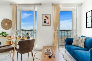Harbour on the Horizon image 1