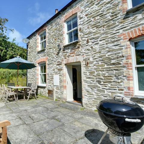 Fire up the charcoal barbecue on the patio and enjoy some fresh Cornish produce
