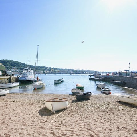 Explore the idyllic coastline of South Devon – take the twenty-minute amble to Teignmouth Beach 