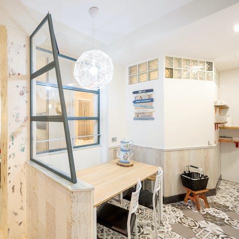 Sip your coffee in the tiled kitchen before heading to the Old Town