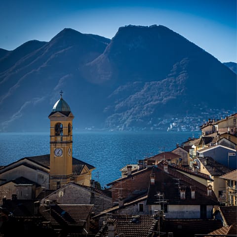 Walk down to the banks of Lake Como