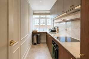 Marble & Light image 12