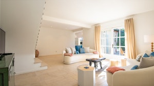 Lourmarin Retreat image 4