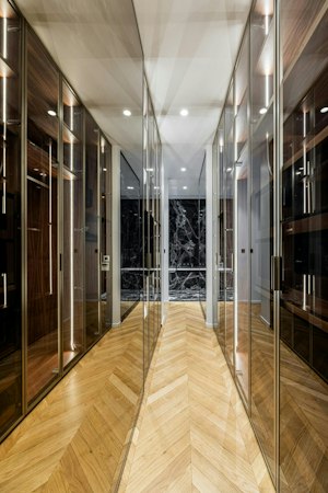 Elegant Parisian Residence image 10