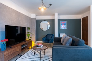 The Executive Elegance image 1