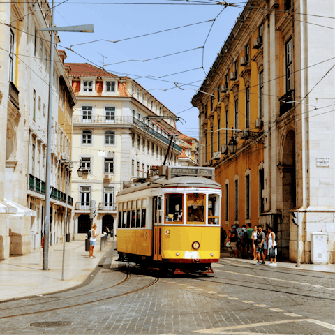 Enjoy your stay in the heart of Lisbon, close to the Marquis of Pombal Square