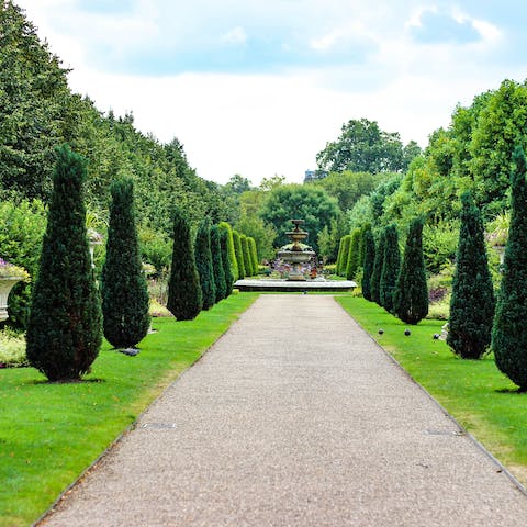 Enjoy your central location and take a walk down to Regent's Park 