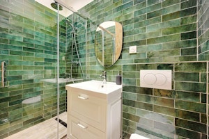 Emerald & Arches image 3