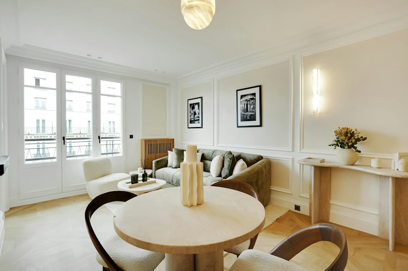 Parisian Splendour additional image