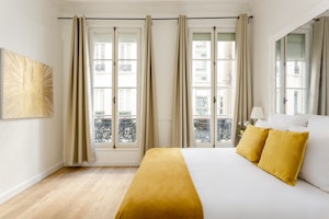 The Parisian Echo image 12