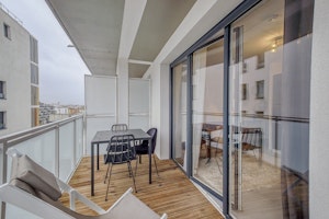 Chez Voltaire image 6