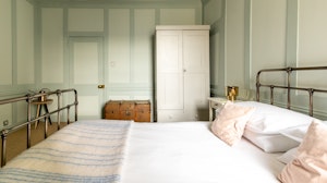 The Austen image 7