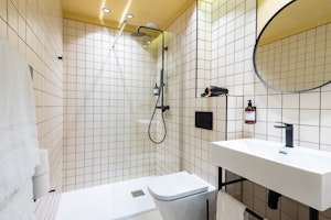 The Art Deco Atelier image 8