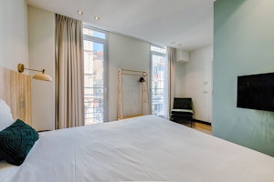 The Art Deco Atelier image 2