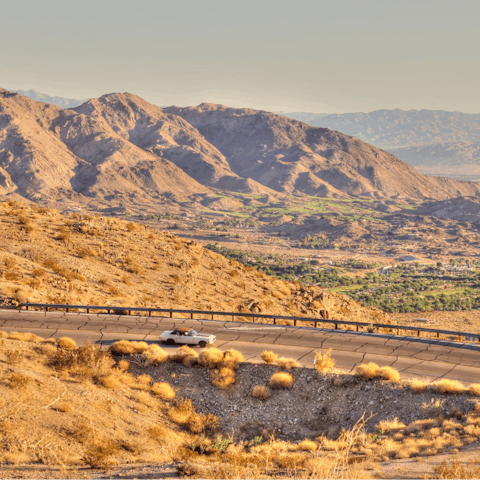 Explore the dramatic Coachella Valley from your base in La Quinta