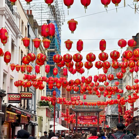 Stroll around China Town, taking in the sights and enjoying a brilliant lunch – a mere one-minute walk away