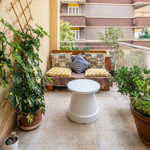 Enjoy a glass of Prosecco on the small but cosy balcony