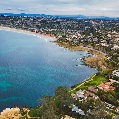 Take a five minute stroll to the beautiful La Jolla Cove