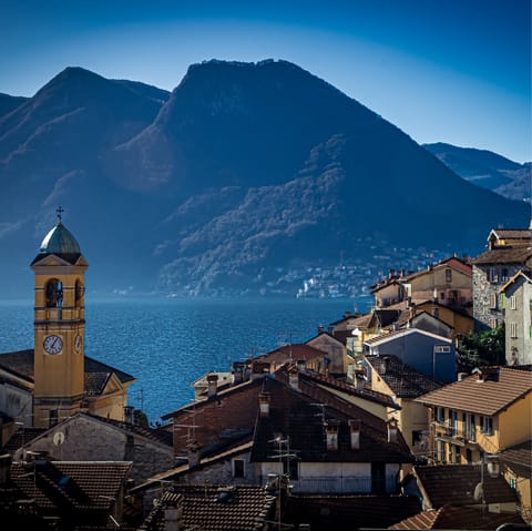 Stroll around the charming streets of Como, right on your doorstep