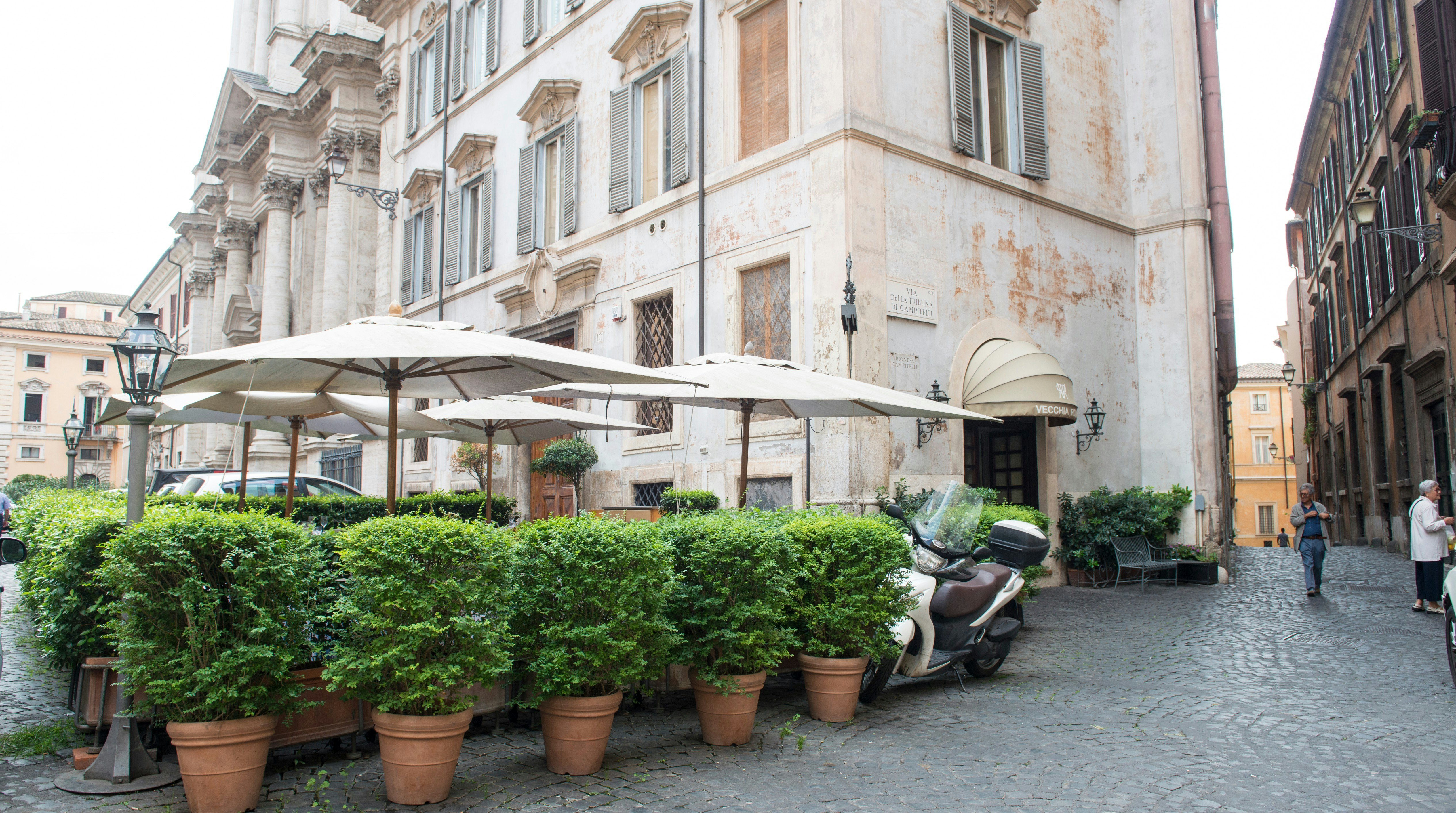 Top 20 The Jewish Quarter, Rome vacation rentals & luxury serviced